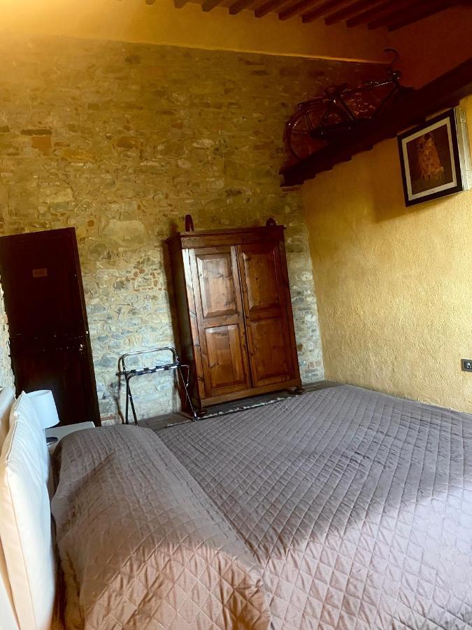 Room In Bb - Agriturismo Sottotono, Nature And Relax Carmignano Exterior photo